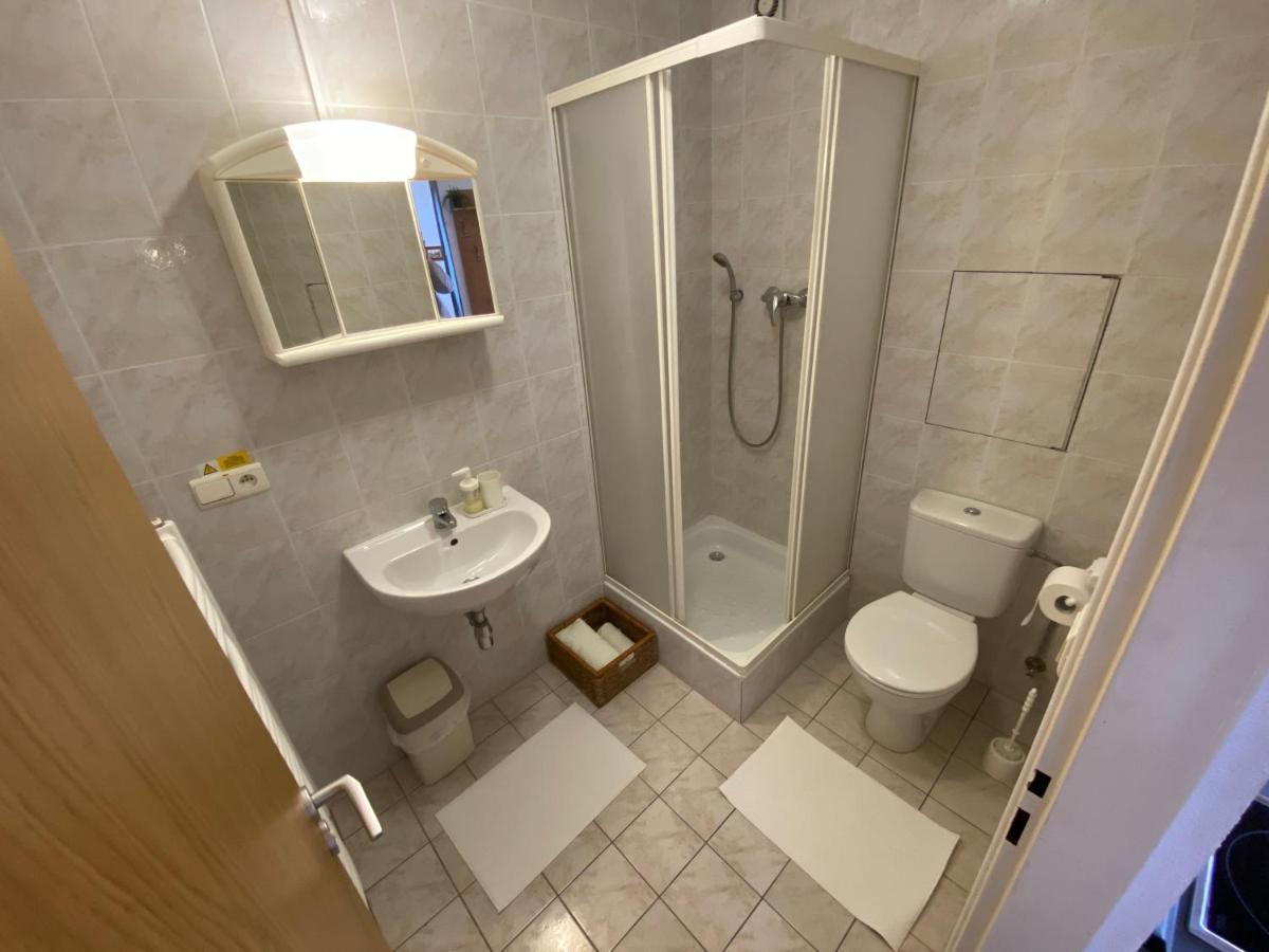 דונובאלי The Legits Apartments מראה חיצוני תמונה
