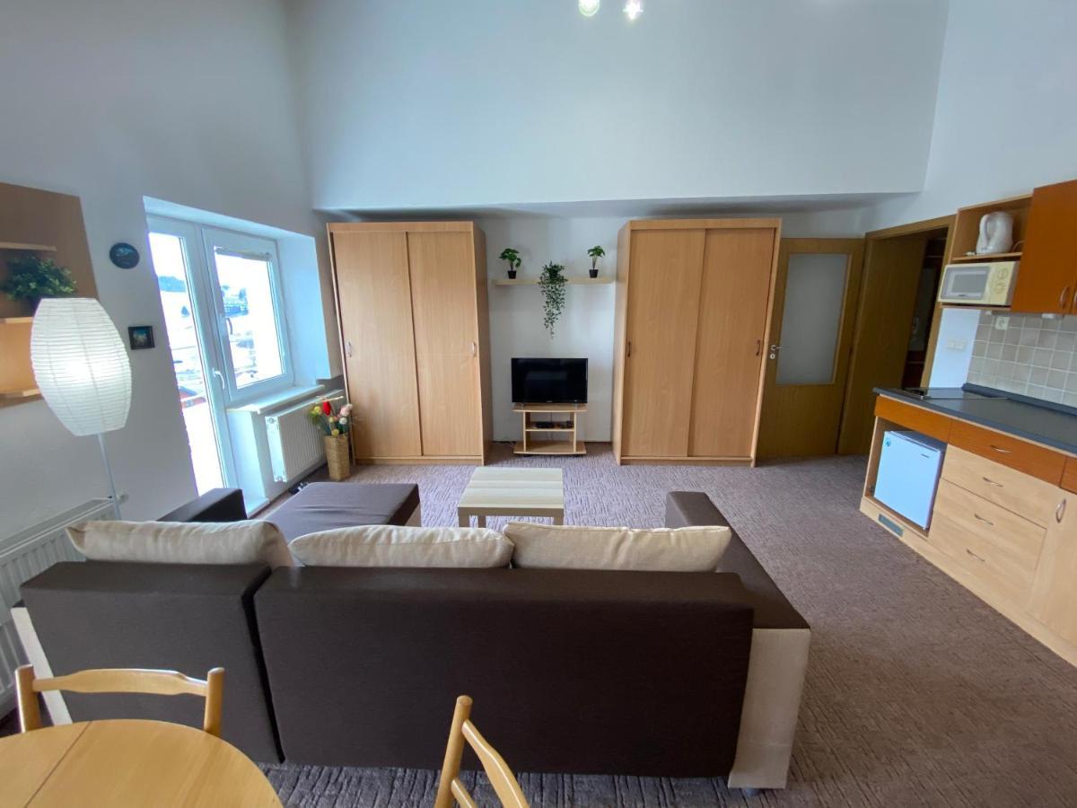 דונובאלי The Legits Apartments מראה חיצוני תמונה