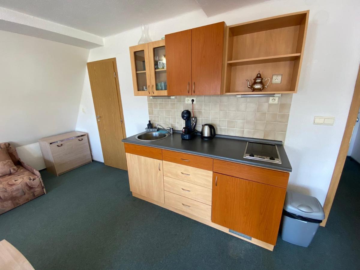 דונובאלי The Legits Apartments מראה חיצוני תמונה
